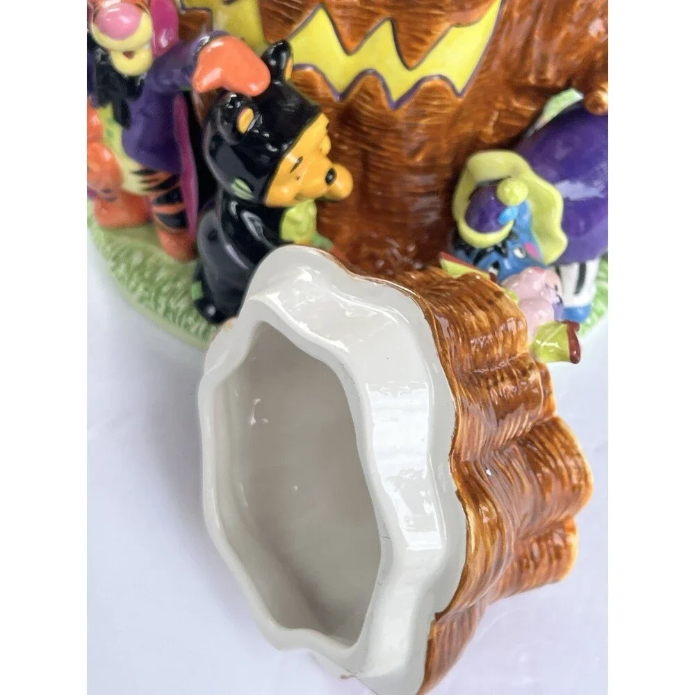 Winnie the Pooh & Friends Halloween Cookie Jar 1999 Vintage Disney, Original Box